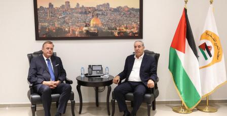 الشيخ يلتقي رئيس مكتب تمثيل هولندا لدى فلسطين