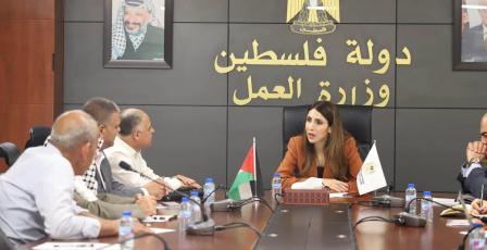 شراكة استراتيجية بين "العمل" و"السياحة البيئية" لتمكين المجتمعات المحلية وتوفير فرص عمل مستدامة