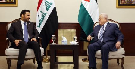 الرئيس عباس يلتقي رئيس الوزراء العراقي ويثمن مواقف العراق
