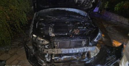 مستوطنون يحرقون 3 مركبات في أم صفا شمال غرب رام الله