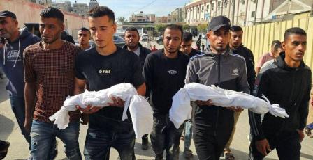 وفاة طفلتين إثر حريق اندلع في خيمة للنازحين بمواصي خان يونس