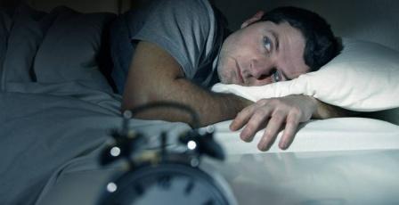 صعوبة النوم قد تكون علامة لمشكلة كبرى