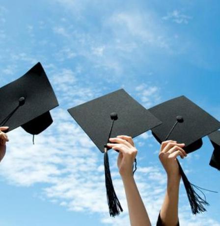 منح دراسية لطلبة فلسطين من البنك الإسلامي للتنمية