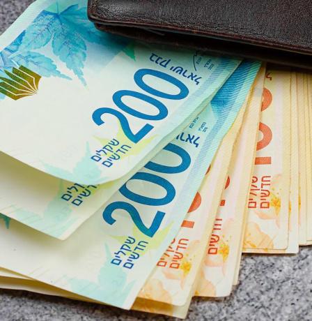 استقرار نسبي على أسعار العملات مقابل الشيكل