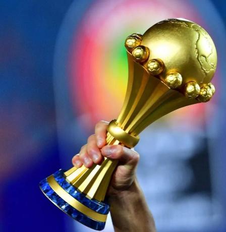 الجزائر تسحب ترشحها من استضافة كأس إفريقيا