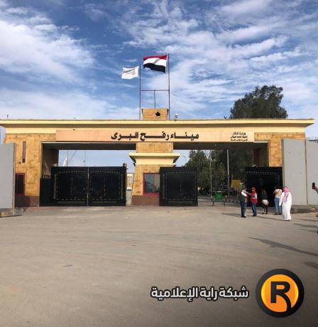 رئيس لجنة إدارة غزة يعلن فتح معبر رفح الأسبوع المقبل 