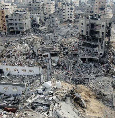 وفد حماس يغادر القاهرة ونتنياهو يحاول تخريب "الصفقة"