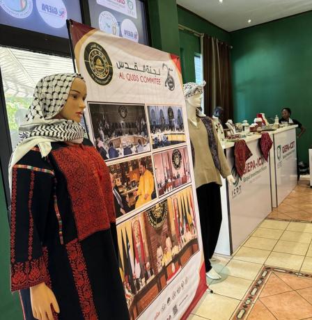 وكالة بيت مال القدس الشريف تقيم سلسلة معارض ضمن فعاليات القمة الإسلامية بغامبيا