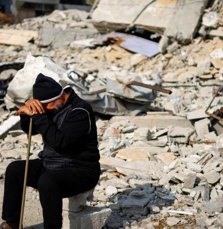 ارتفاع حصيلة الشهداء في قطاع غزة إلى 72,797 منذ بدء العدوان