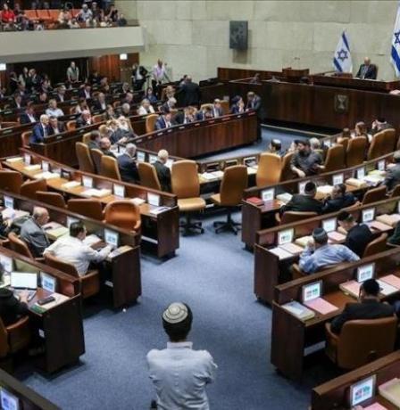 تقرير: نتنياهو يطالب مستشاريه بالاستعداد لإمكانية حل الكنيست