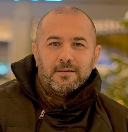 بصراحة هناك سؤال يلاحقنا دائما نحن العرب