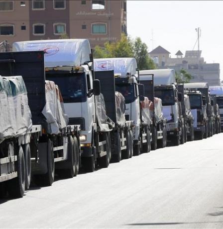 خاص| إدخال مساعدات لغزة لأول مرة منذ مارس.. هل تنجح مفاوضات الدوحة في وقف المجازر؟