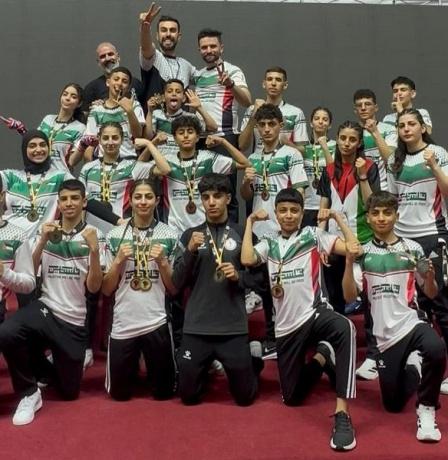 فلسطين تحتل وصافة كأس أفريقيا في لعبة المواي تاي بـ20 ميدالية ملونة