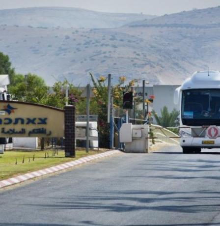 الداخلية الفلسطينية تصدر بيانا حول شكاوى المسافرين عبر الجسر