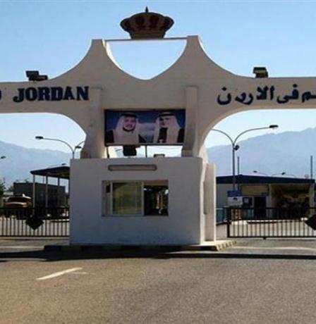 الظهراوي: تنظيم حركة المسافرين عبر جسر الملك حسين غير كافٍ ويُسبب معاناة للمواطنين