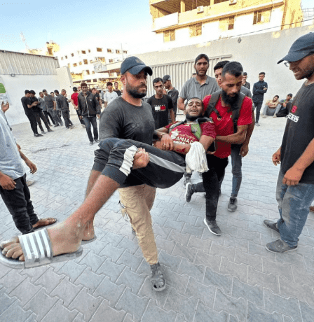 شهداء ومصابون بقصف الاحتلال حي التفاح بمدينة غزة