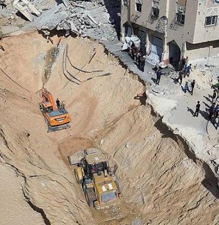 بضغوط أميركية: إسرائيل تسمح بدخول طاقم مصري إلى غزة للبحث عن جثث أسراها