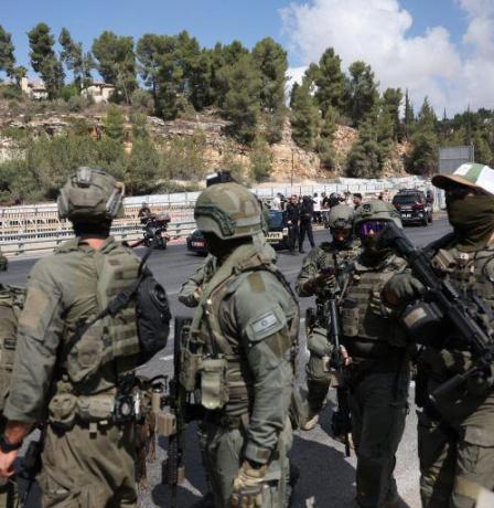 خاص| الاحتلال يفرض نظام تصاريح وبطاقات ممغنطة على قرى شمال غرب القدس