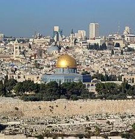 محافظة القدس: محاولات الاحتلال فرض السيطرة على البعثات الدبلوماسية اعتداء على الشرعية الدولية