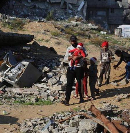 استشهاد طفل وإصابة مواطن برصاص الاحتلال بحي الشجاعية