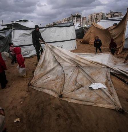 إسرائيل تسحب تصاريح منظمات إنسانية لمنعها من العمل في الضفة وغزة