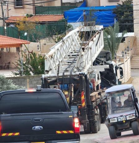 الاحتلال يستولي على معدات عمل لتشغيل بئر ارتوازية في قراوة بني حسان