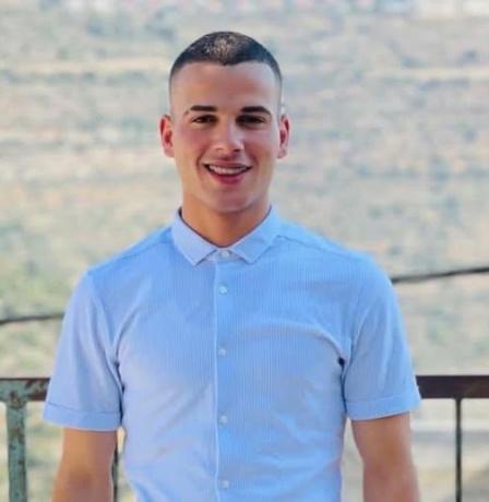 استشهاد شاب وإصابة آخر في قرية اللبن الشرقية