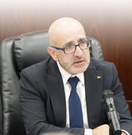 سلامة يتوجه إلى إسبانيا منتصف الشهر لبحث الإفراج عن أموال المقاصة وإعمار غزة