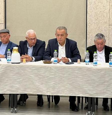 لجنة المتابعة تعقد جلسة طارئة في رهط وتقرر تنظيم مظاهرة قطرية الأحد في القدس