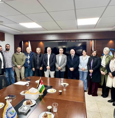 مصلحة مياه محافظة القدس وبلدية رام الله تؤكدان: شراكة استراتيجية لتعزيز جودة الخدمات