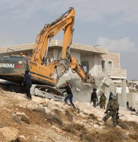 الرجوب لراية: مخطط “الحدائق التوراتية” في البستان تصعيد خطير يهدف لاقتلاع 120 مقدسيًا من جوار الأقصى