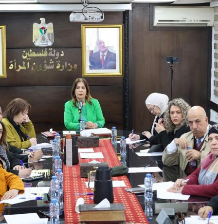 وزيرة شؤون المرأة تترأس اجتماع اللجنة الوطنية لتنفيذ قرار مجلس الأمن 1325