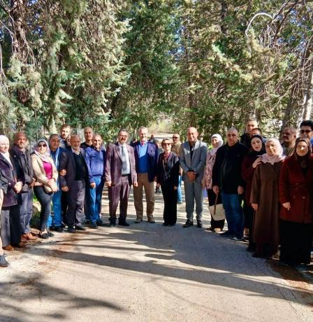 الخليل: الزراعة وبرنامج الأمم المتحدة الإنمائي يدعمان 180 مزارعاً ضمن برنامج "ترابط فلسطين" ومشروع "مبادرتي"
