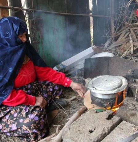 خاص| أزمة الغاز تتفاقم في غزة مع اقتراب رمضان والأهالي بين نار الحطب وشح الإمدادات
