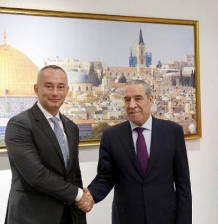 الشيخ يبلغ ملادينوف رسميا بإنشاء مكتب الارتباط للاضطلاع بمهامه كاملة