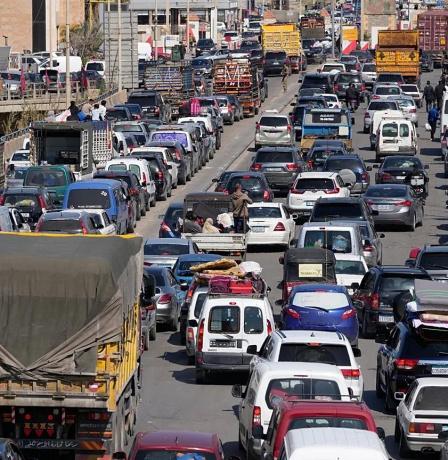 لبنان: الحكومة تحذر من كارثة إنسانية بعد ارتفاع عدد النازحين