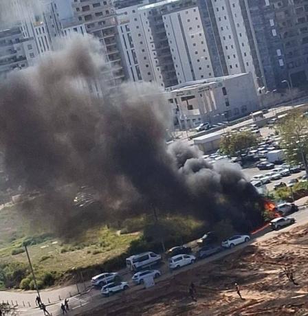 إصابات وأضرار في إسرائيل بصواريخ إيرانية وقتلى بغارات على طهران