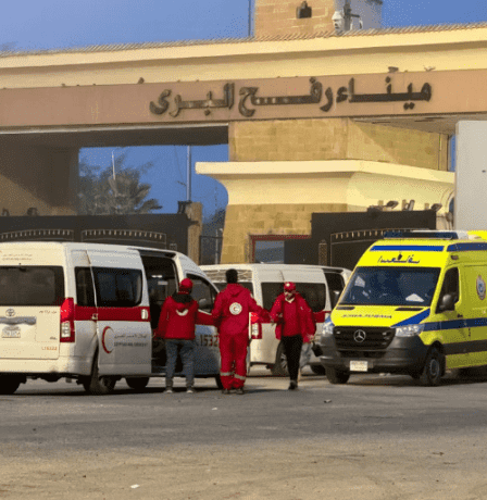 إجلاء طبي عبر معبر رفح شمل 78 شخصا