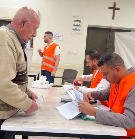 الاتحاد الأوروبي يرحب بإجراء الانتخابات المحلية الفلسطينية