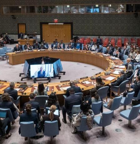 مجلس الأمن يبحث الوضع في الشرق الأوسط والقضية الفلسطينية