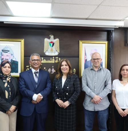 الخليلي تعقد لقاءً تشاورياً مع الإحصاء الفلسطيني لبحث سبل التعاون في تطوير مؤشرات النوع الاجتماعي