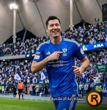 هل يرتدي ليفاندوفسكي قميص الهلال السعودي؟