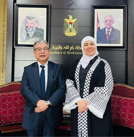  غنام تبحث آخر المستجدات السياسية مع السفير الياباني 