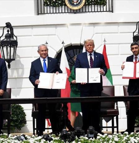 ترامب يربط اتفاق إيران باتفاقات أبراهام: على قطر والسعودية التوقيع فورا