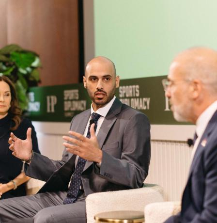 قطر تستعرض إرث كأس العالم 2022 في قمة الدبلوماسية الرياضية بواشنطن