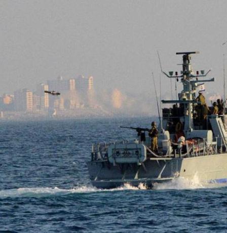 الاحتلال يقتل صيادا ويعتقل 4 آخرين في بحر قطاع غزة
