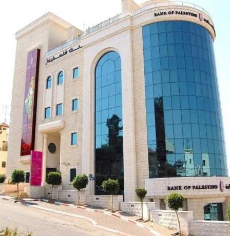 بنك فلسطين يرسخ دوره التنموي بـ 4.1 مليون دولار للمسؤولية الاجتماعية في 2025