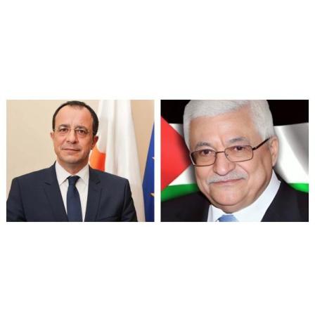 اتصال هاتفي بين الرئيس عباس ونظيره القبرصي