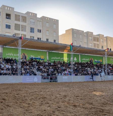 عشرات الآلاف يشاركون في ختام بطولة "روابي فلسطين لجمال الخيل العربية الأصيلة" في مدينة روابي