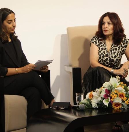 مؤسسة محمود درويش تستضيف الكاتبة أحلام بشارات ضمن برنامج "مبدع في حضرة درويش"